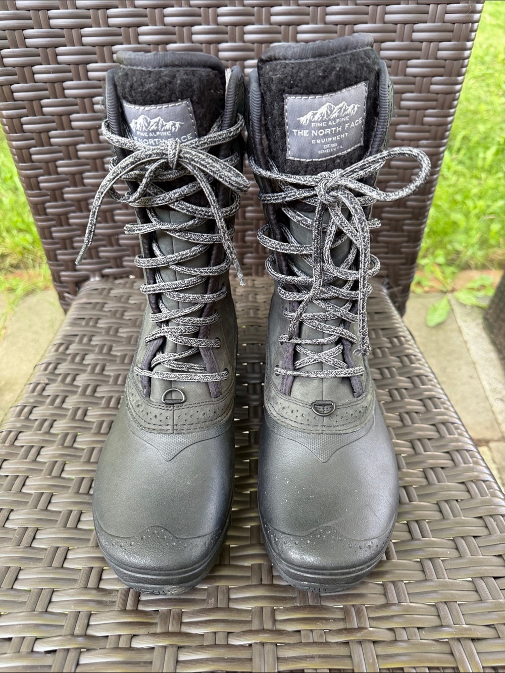 The North Face Women's Boots Gray-Black Size US8